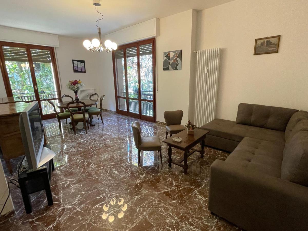בולוניה House Of Anna - Full Comfort - Fino A 6 Ospiti מראה חיצוני תמונה